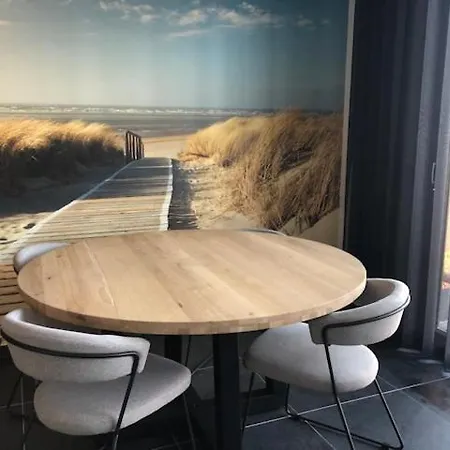 Bloc 79/ Three 公寓