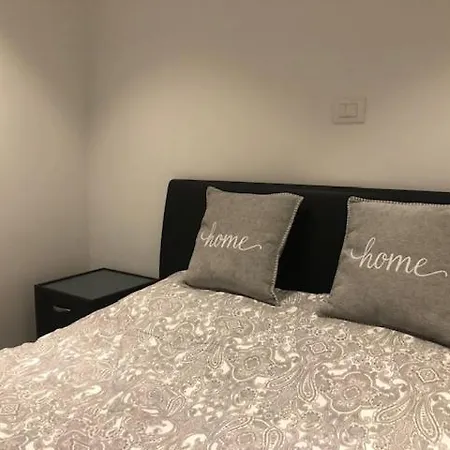 Bloc 79/ Three 公寓