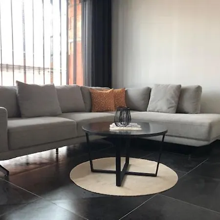 Apartment Bloc 79/ Three